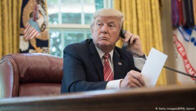 Photo of Trump begs Georgia secretary of state to overturn election results in remarkable hourlong phone call