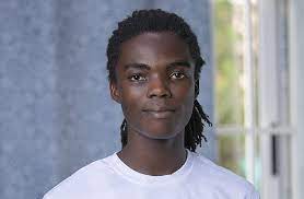 Photo of Rasta Student Rejected By Achimota School Blows WASSCE, Makes School Proud