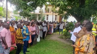 Photo of NPP faithful throng Bawumia residence to encourage him and pledge support
