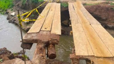 Photo of Collapsed Akrofu–Sokode bridge cuts off communities, disrupts transportation 